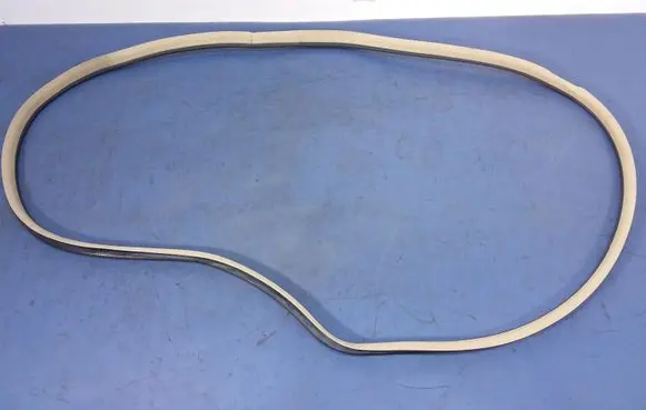Mercedes-Benz ML W164 Front door rubber seal A1646900198
