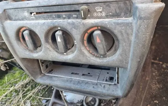 Mercedes-Benz 190 W201 Climate control unit