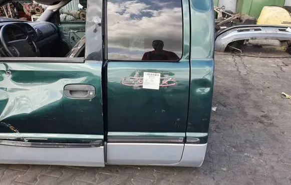 Dodge VAN RAM Rear door