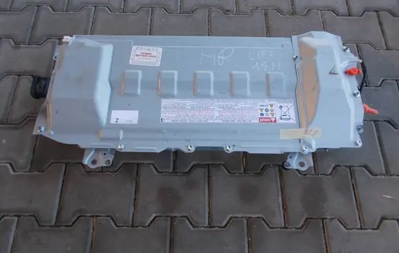 Toyota C-HR I Car battery G928047150