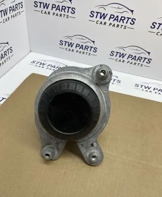 Mercedes-Benz E AMG W213 Engine mount bracket 2132400600