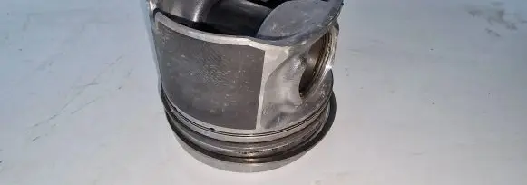 BMW 5 F10 F11 Piston 84L110