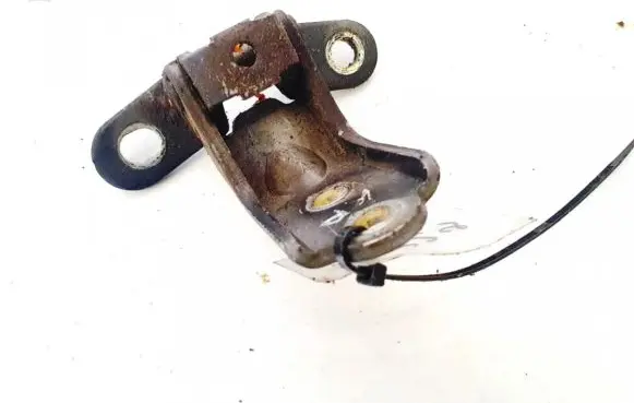 Hyundai Sonata Front door upper hinge