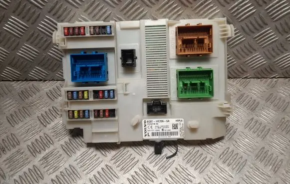 Volvo XC60 Comfort/convenience module BG9T14C256GA 31314116AA 3659AF01125TP