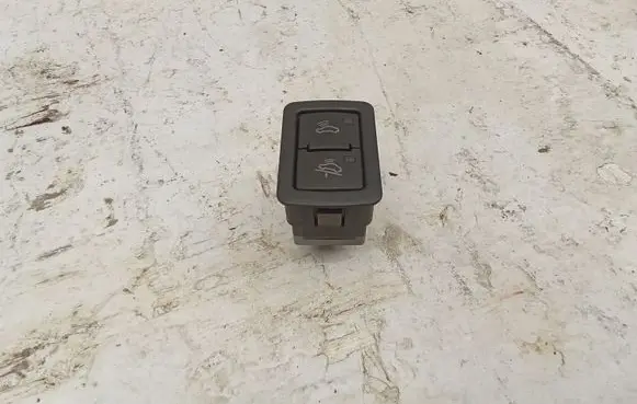 Audi A6 Allroad C6 Alarm switch 4F0962109