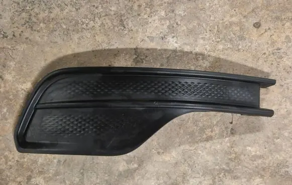 Jeep Compass Front bumper lower grill 60936032