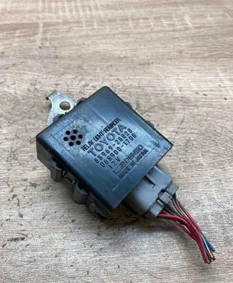 Toyota Previa (XR10, XR20) I Other control units/modules 8596928020 0689001700 LightReminder