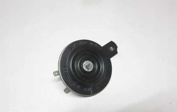 Jaguar XF X250 Horn signal 8X2313832AA