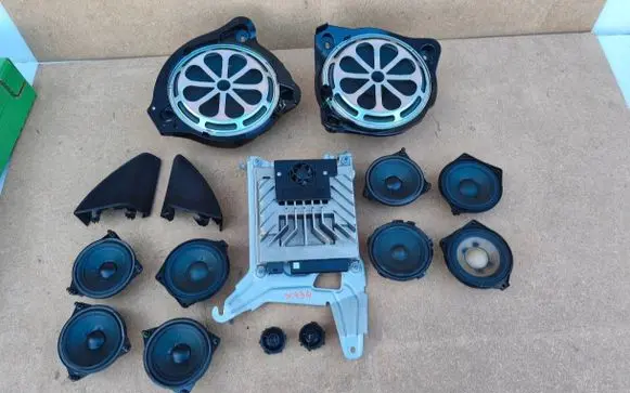 Mercedes-Benz C W205 Sound amplifier A2229003113 A2228203602 A2228208002