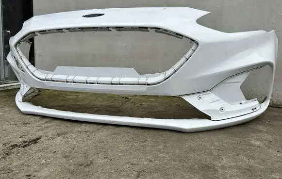Ford Focus Front bumper