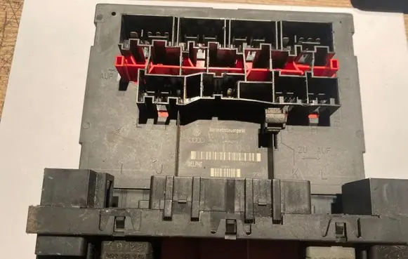 Volkswagen PASSAT B6 Comfort/convenience module 3C0937049AH