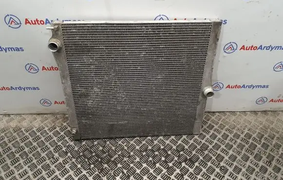 BMW X5 E70 Coolant radiator 7533471 17117533471 17117585036