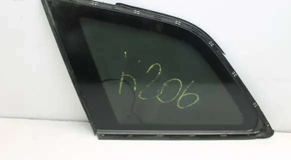 Audi Q7 4M Rear side window 4M0845297B