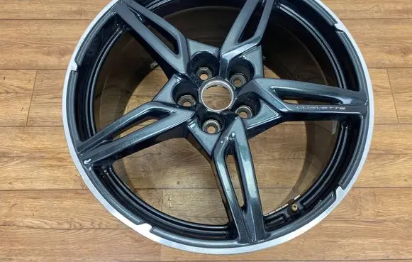 Chevrolet Corvette C6 R20 alloy rim 23404164