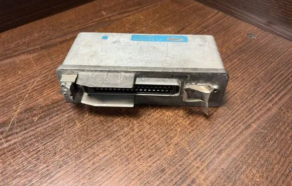 Mercedes-Benz E W124 ABS control unit/module 0265105022 0095452932