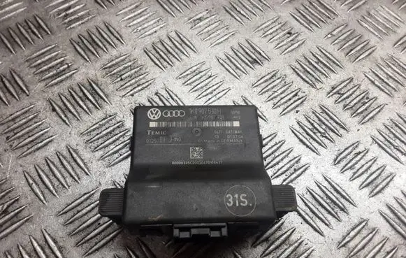 Skoda Octavia Mk2 (1Z) Other control units/modules 1K0907530H 1K0907951
