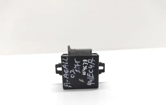 Audi A6 S6 C5 4B Wing mirror control module 4A0907445A 5DS00561701
