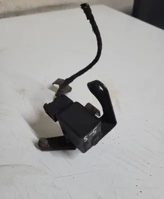 Mercedes-Benz ML W164 Air suspension front height level sensor A0105427717 460000