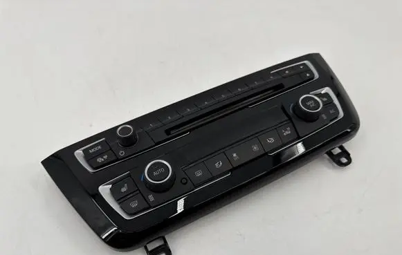BMW 3 F30 F35 F31 Climate control unit 6832880