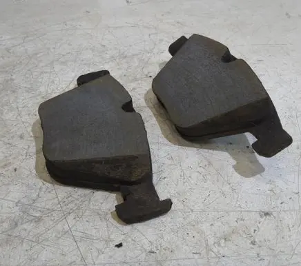 BMW 5 E60 E61 Brake pads (front) 
