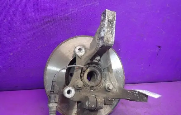 Opel Vectra C Front wheel hub spindle knuckle