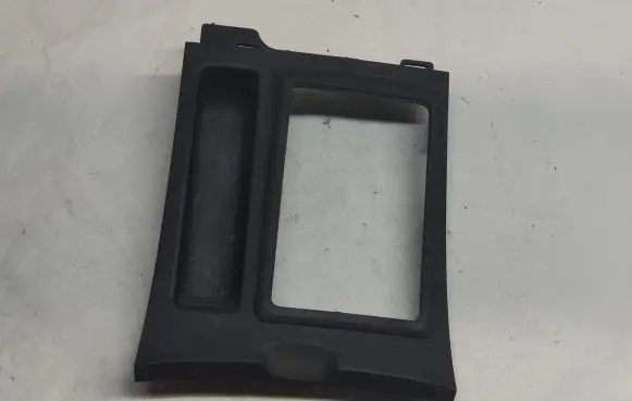 Mazda 3 I Other center console (tunnel) element