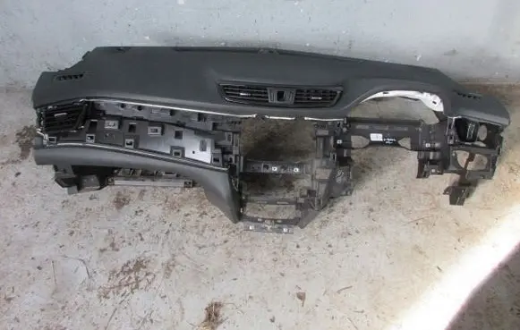 Nissan X-Trail T32 Dashboard