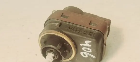 Peugeot 406 Headlight level adjustment motor 
