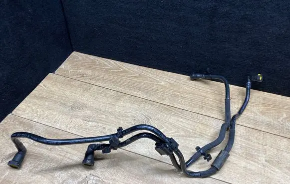 Land Rover Range Rover Sport L494 Engine coolant pipe/hose LPLA9P923AC P108D