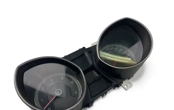 Hyundai i30 Speedometer (instrument cluster) 94004A6060