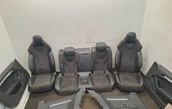 Audi S5 Seat set 8T0885376E 8T0959760C 8T0881105N