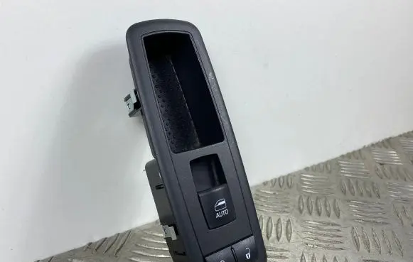 Jeep Grand Cherokee Electric window control switch 68086692AA