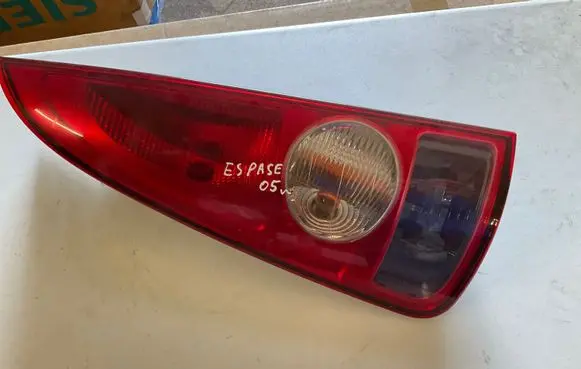 Renault Espace - Grand espace IV Rear/tail lights 8200027153
