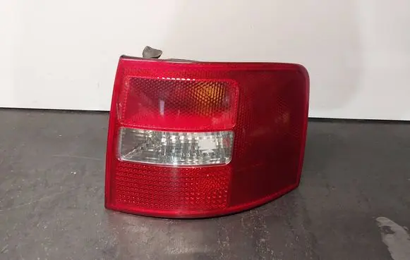 Audi A6 S6 C5 4B Rear/tail lights 4B9945096F