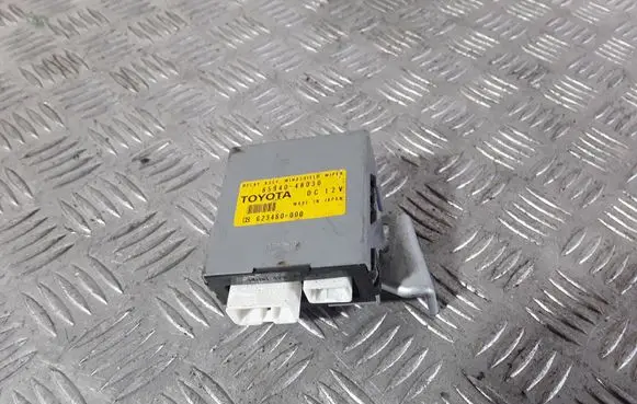 Toyota Prius (XW20) Window wiper relay 8594048030 623460000
