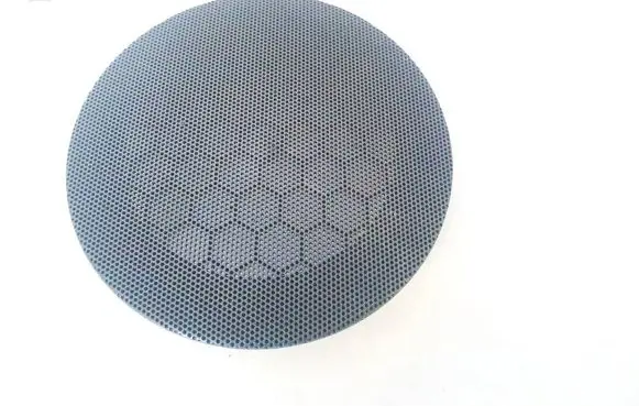 Side speaker trim/cover