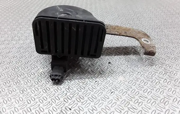 Volvo S40 Horn signal E30055306