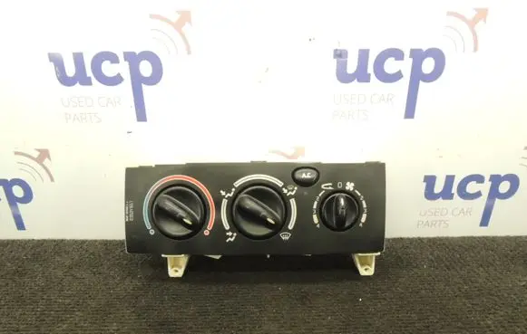 Renault Megane I Climate control unit 662369C D133