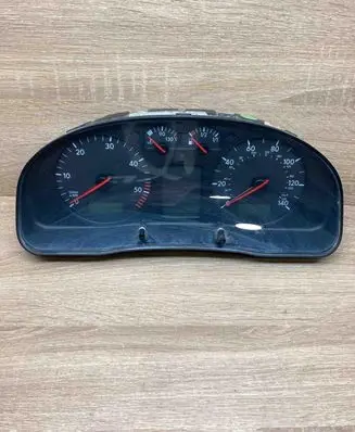 Volkswagen PASSAT B5 Speedometer (instrument cluster) 3B0919931A 110008794 MPH
