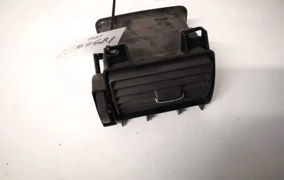 Ford Transit Dash center air vent grill 8c1119c682aa 8c11-19c682-aa