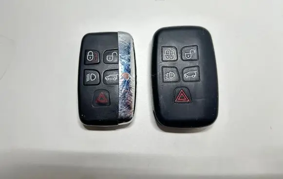Land Rover Evoque I Ignition key/card 