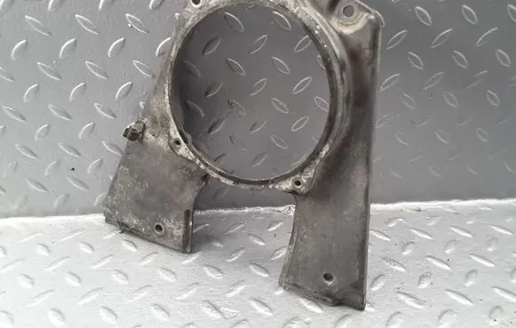 BMW 3 E30 Timing belt guard (cover) 17154609