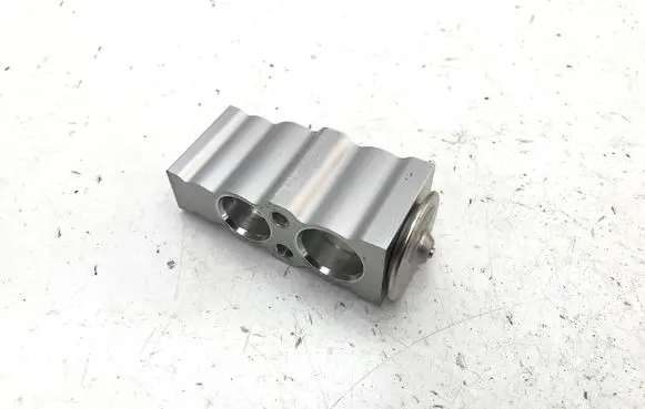Lexus LBX Air conditioning (A/C) expansion valve 4475006760