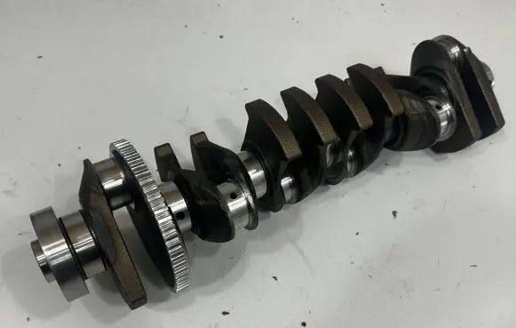 BMW 5 E60 E61 Crankshaft 7614548 0402531