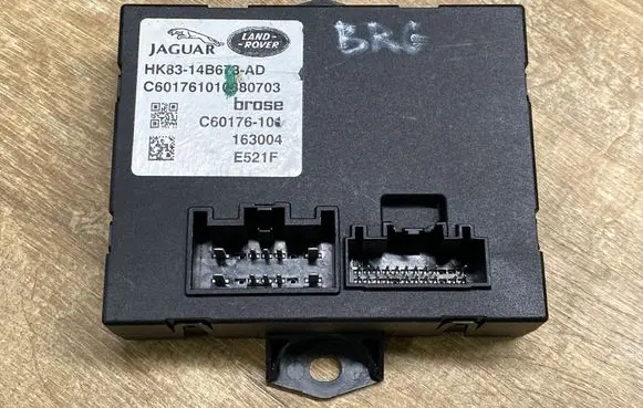 Jaguar F-Pace Tailgate/trunk control unit/module HK8314B673AD C6017610