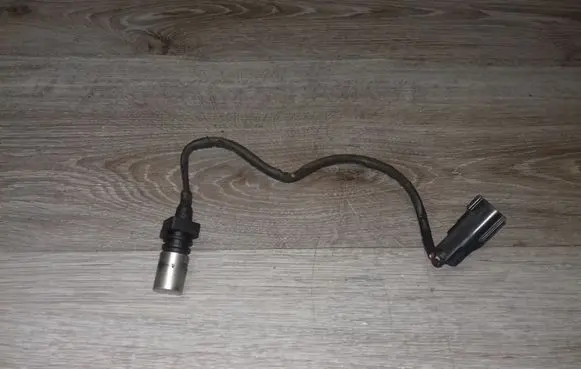 Volvo S60 Crankshaft position sensor 1275599