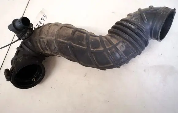 Audi A6 S6 C4 4A Air intake hose/pipe 4a0145747