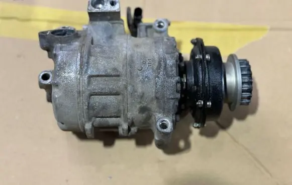Volkswagen Multivan T5 Air conditioning (A/C) compressor (pump) 7h1