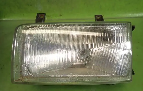 Volkswagen Transporter - Caravelle T4 Headlight/headlamp 7R0144437