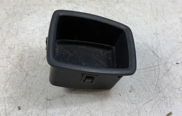 Citroen DS5 Glove box central console 9671084277